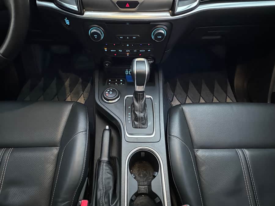 Ford Everest 2020 #16 Ford Everest 2020 car image #16