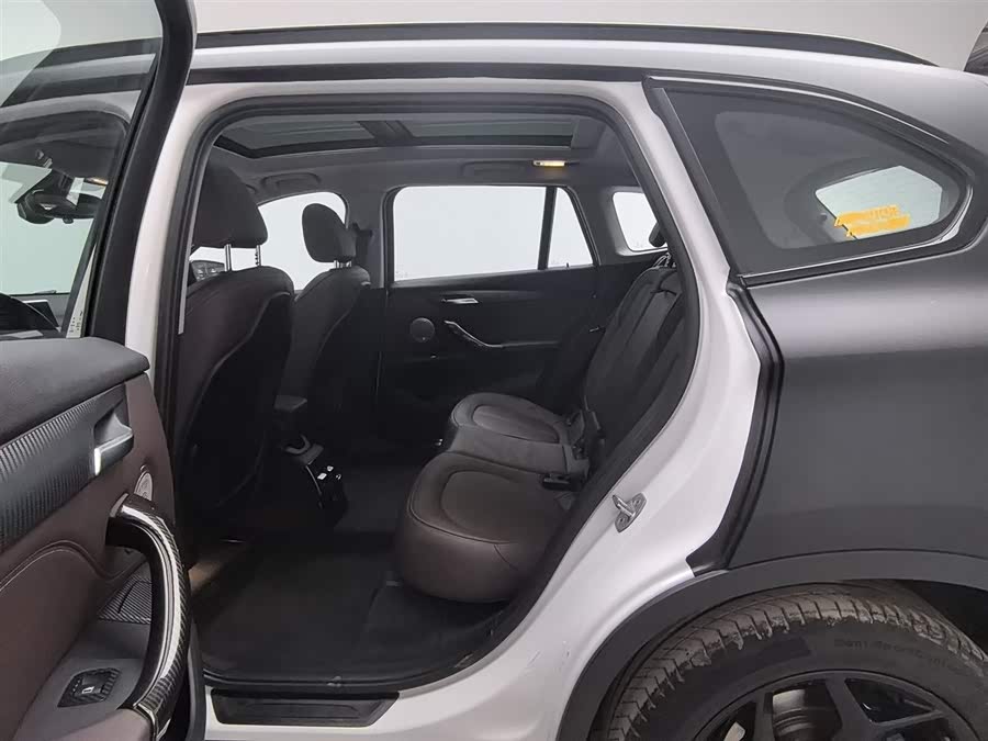 BMW X1 New Energy 2018 car image #16