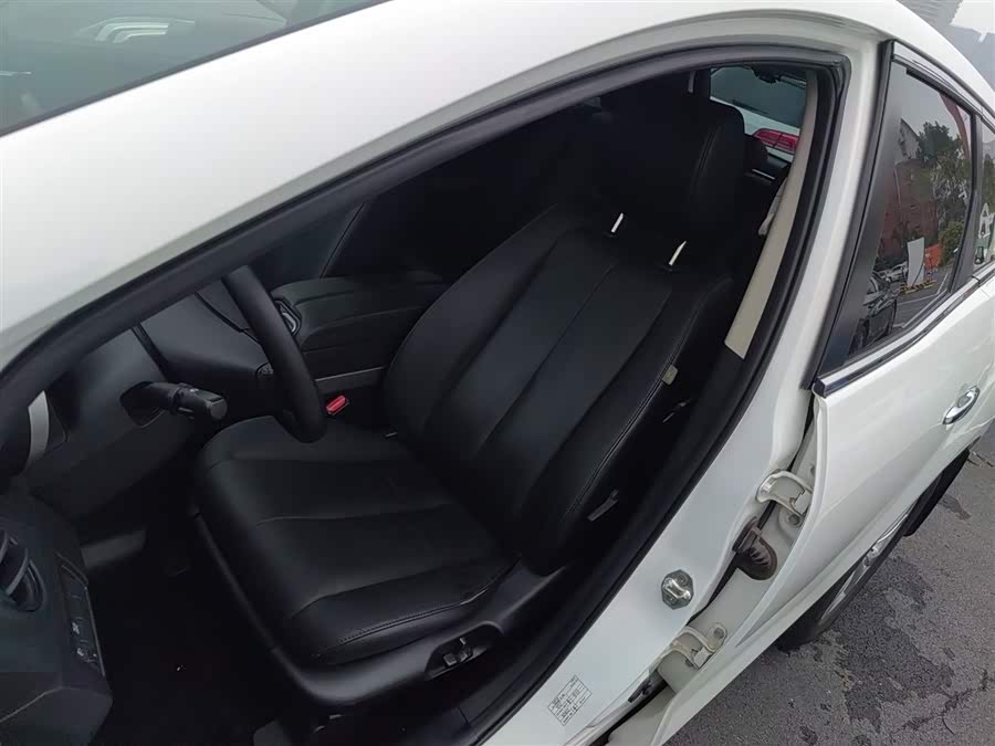 Mazda CX-7 2015 immagine di auto #16