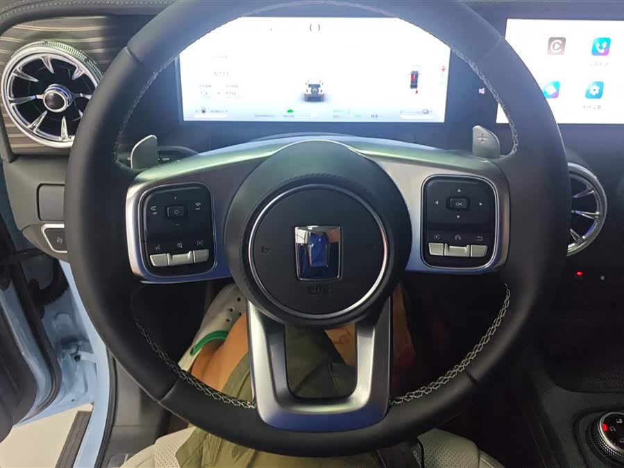 Tank 300 New Energy 2024 #16 Tank 300 New Energy 2024 car image #16