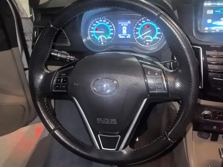 Great Wall C30 New Energy 2017 immagine di auto #16