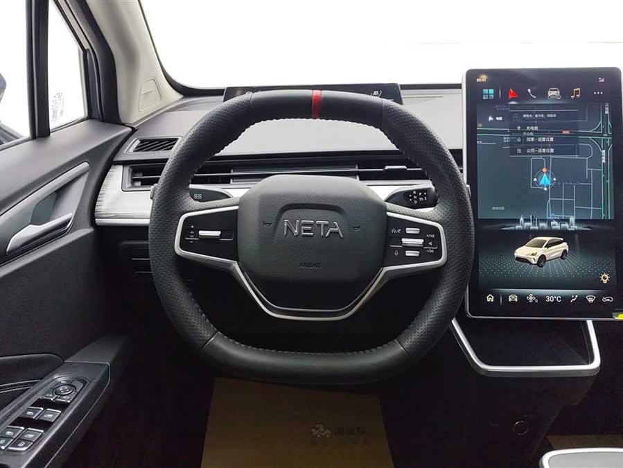 哪吒汽车 哪吒AYA 2024 汽车图片 #16