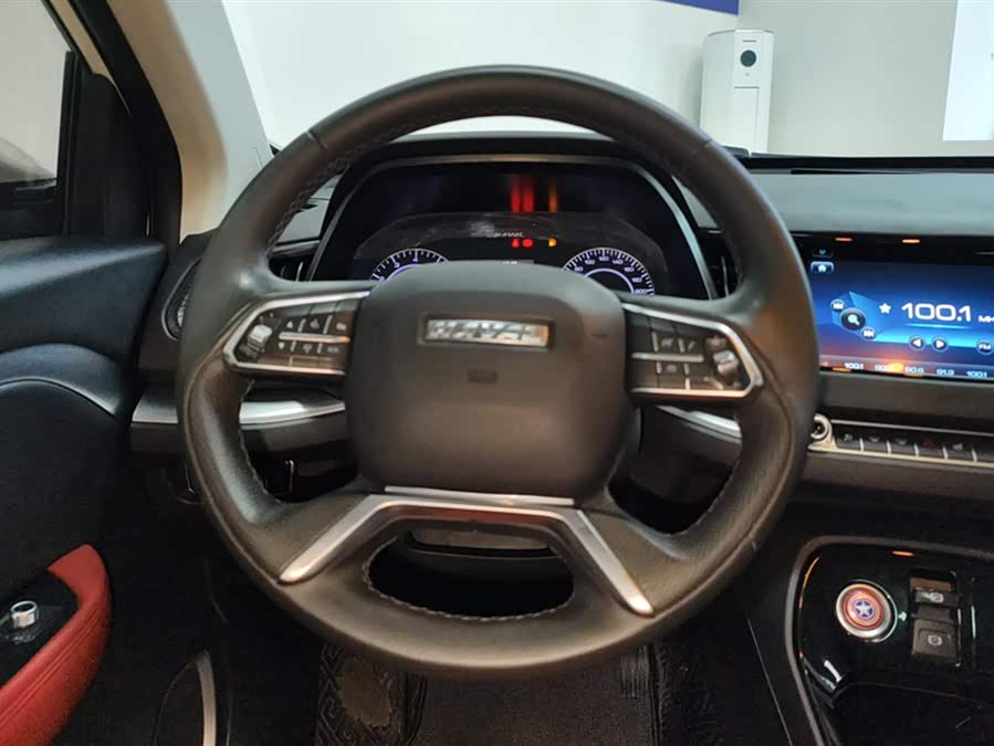 Haval H2s 2017 car image #16