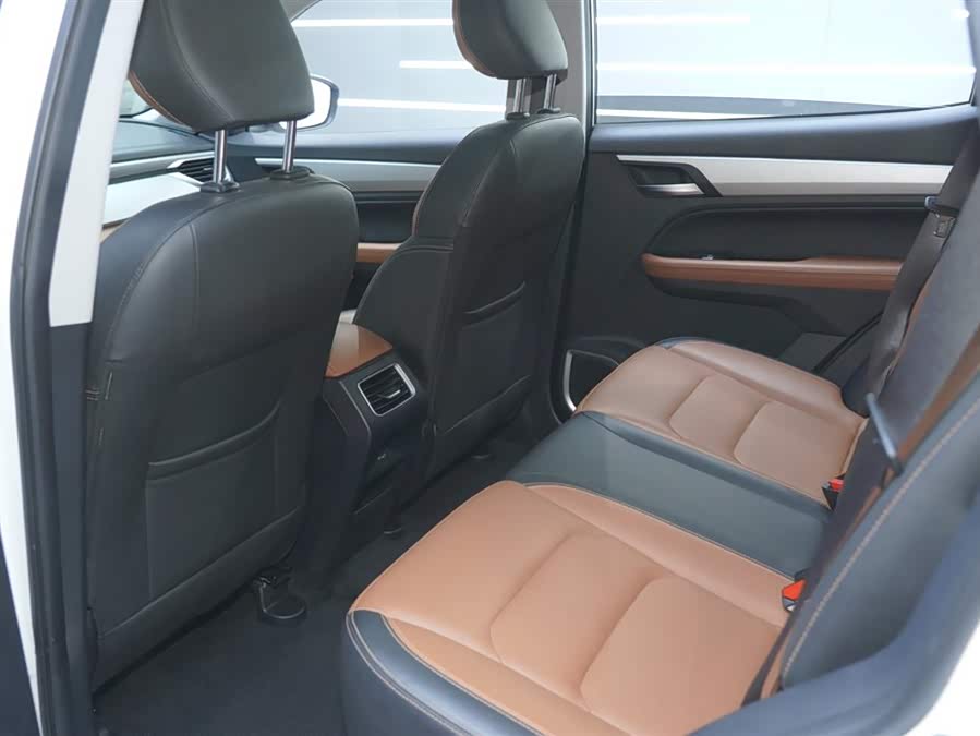 GEELY Vision X6 2021 imagen de coche #16