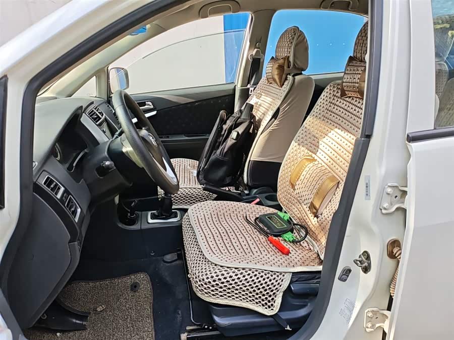 Suzuki Liana A6 2015 immagine di auto #16