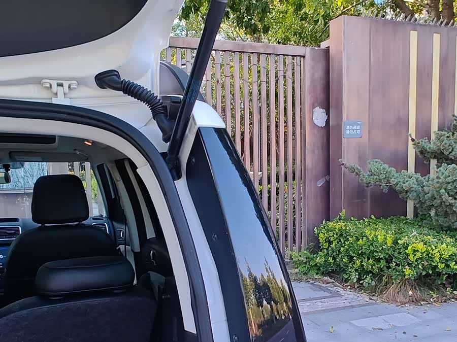 斯柯达 Yeti 2016 汽车图片 #16