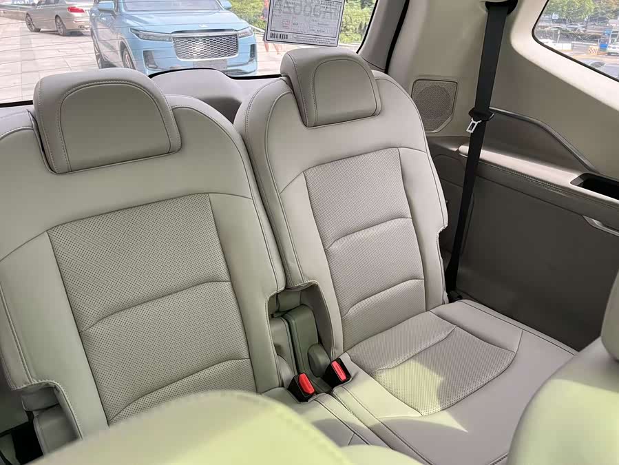 GEELY JiaJi New Energy 2021 car image #16