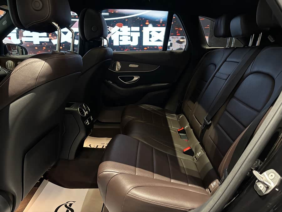 Mercedes-Benz GLC Class 2021 immagine di auto #16