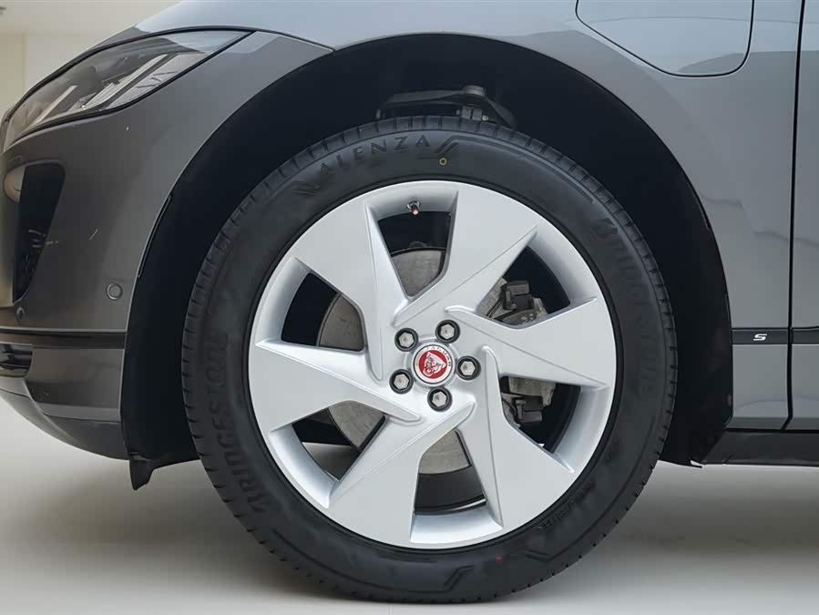2020 #16 2020 car image #16