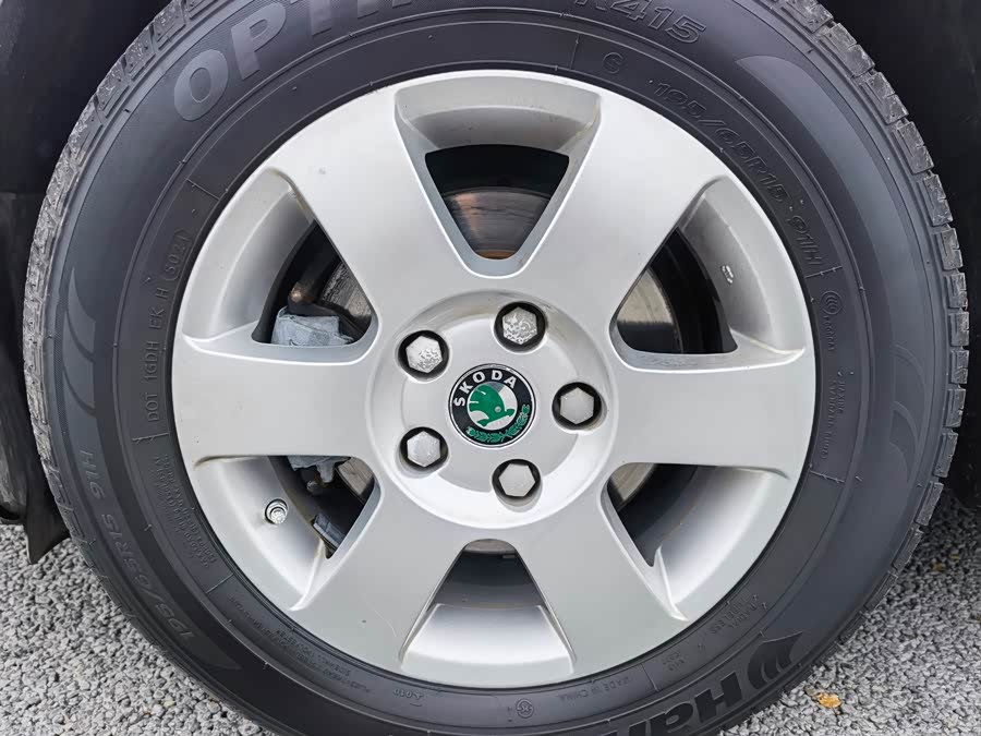 斯柯达 明锐 2012 汽车图片 #16