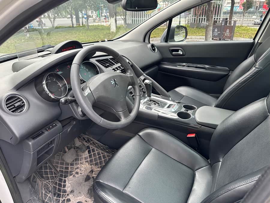 标致 标致3008(进口) 2012 汽车图片 #16