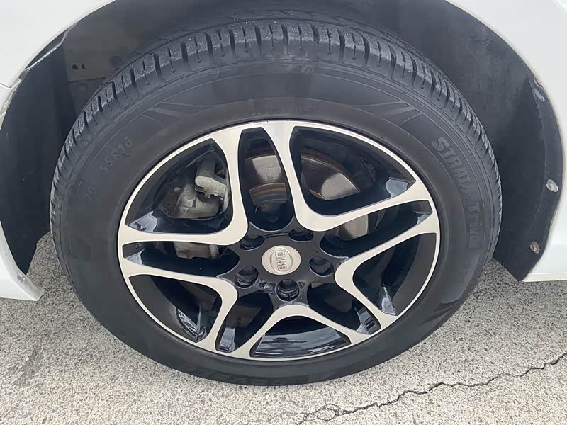 BYD G5 2016 #16 BYD G5 2016 car image #16