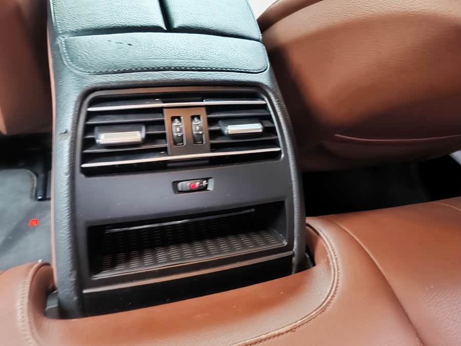 BMW 6 Series 2013 #16 BMW 6 Series 2013 car image #16