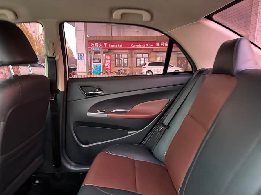 BYD F3 2018 car image #16