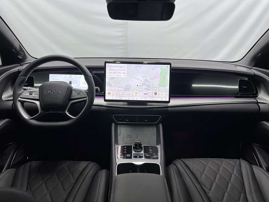 BYD Sea Lion 07 EV 2025 car image #16