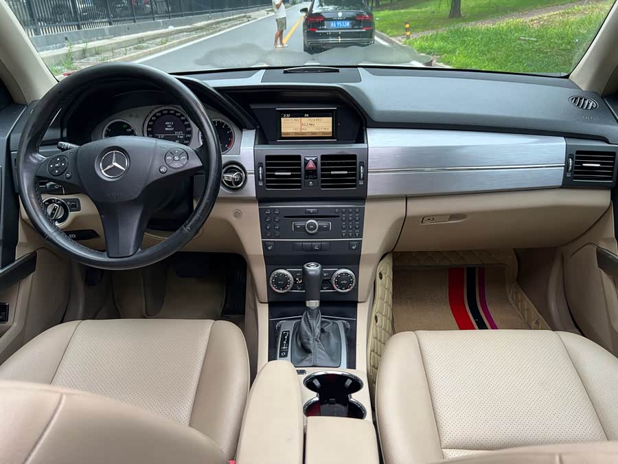 Mercedes-Benz GLK Class (Imported) 2010 car image #16