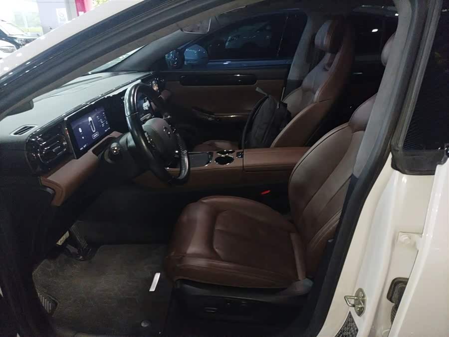 零跑汽车 零跑C01 2022 汽车图片 #16