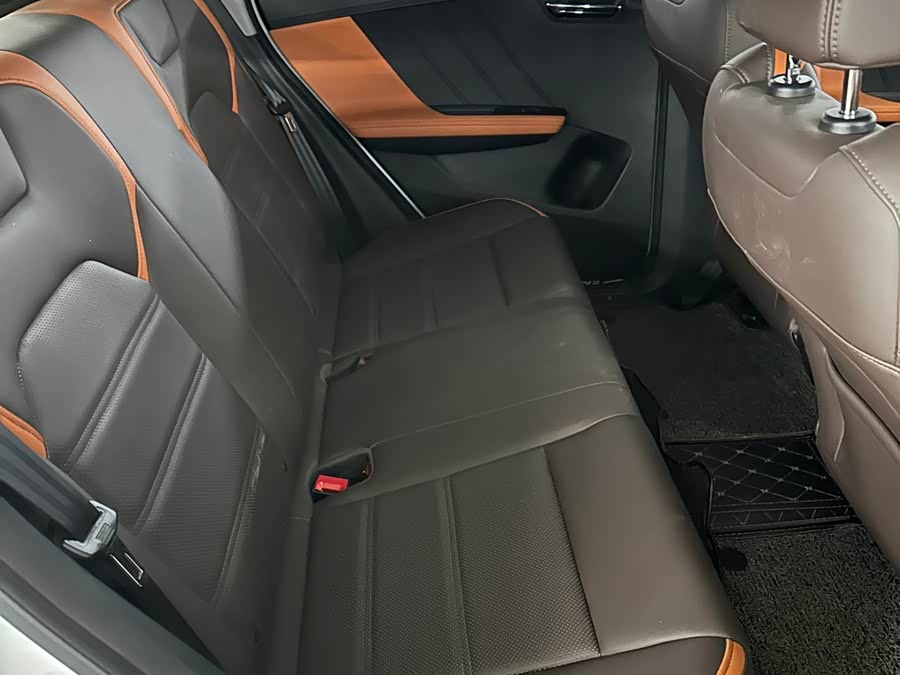 BYD e2 2020 #16 BYD e2 2020 immagine di auto #16