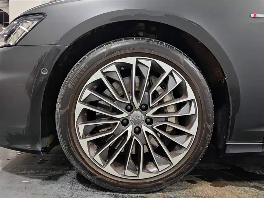 Audi A6L New Energy 2020 car image #16