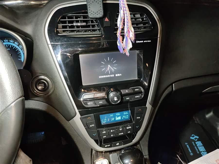 GAC Trumpchi GS5 Super 2016 car image #16