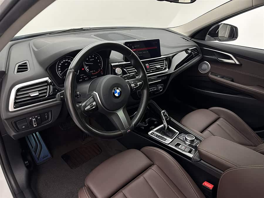 BMW 1 Series 2020 immagine di auto #16