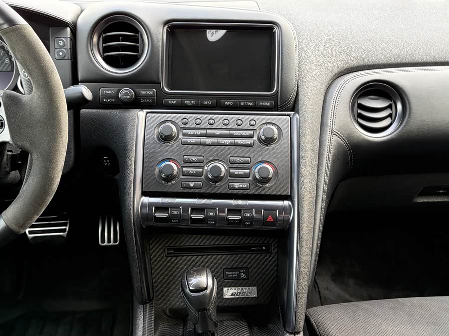 日产 日产GT-R 2018 汽车图片 #16