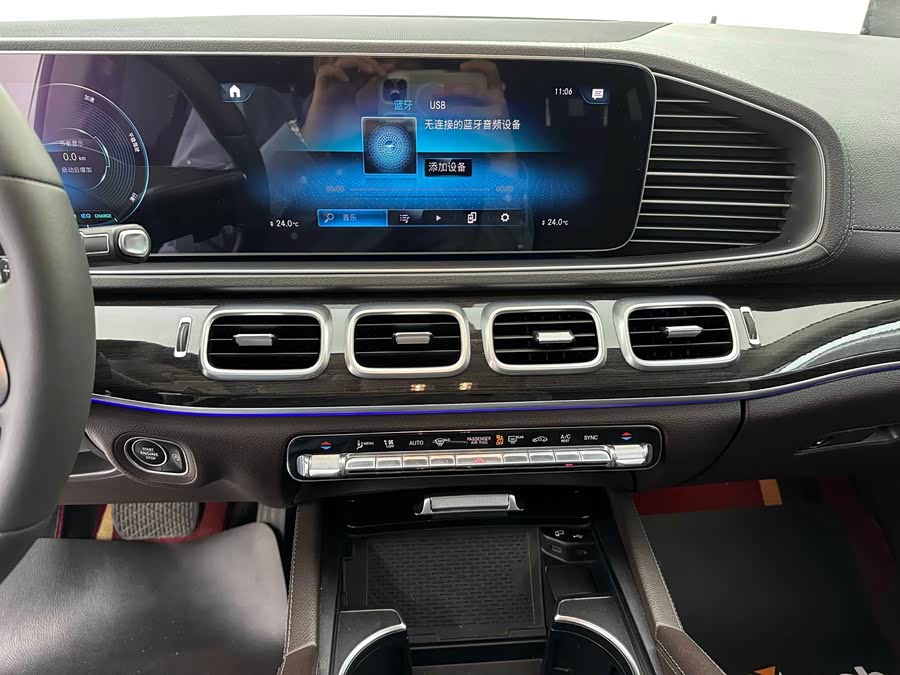Mercedes-Benz GLS Class 2019 car image #16