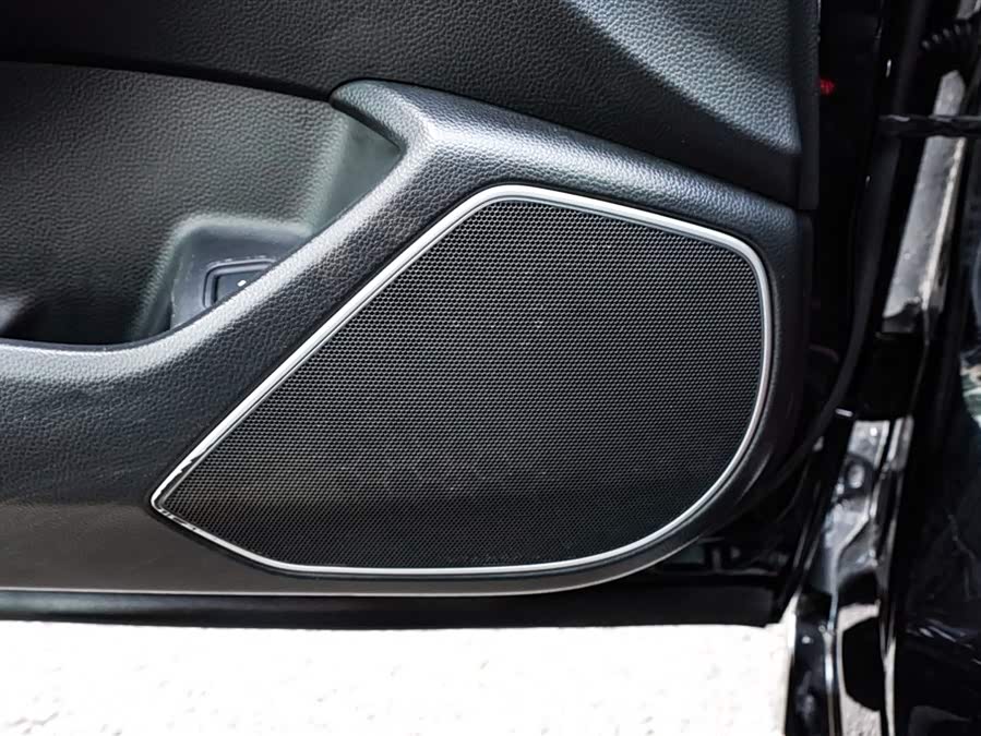 Honda Accord 2019 car image #16