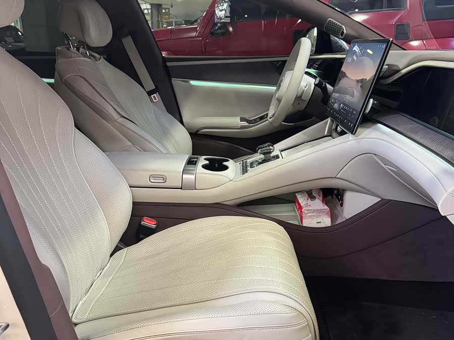 Denza Z9GT 2023 immagine di auto #16