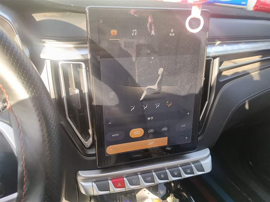 Forthing T5 2023 изображение автомобиля #16