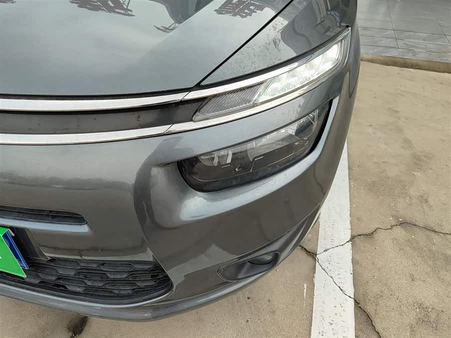 Citroen C4 PICASSO 2017 صورة سيارة #16