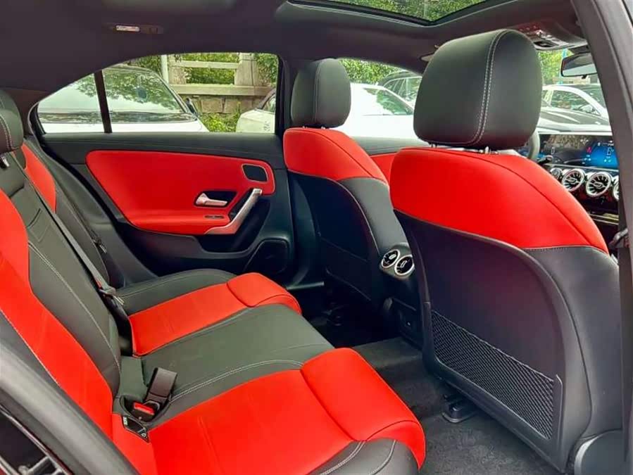 Mercedes-Benz A AMG 2025 #16 Mercedes-Benz A AMG 2025 صورة سيارة #16