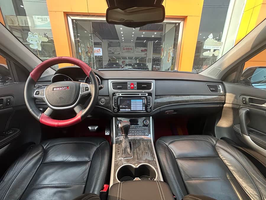 Haval H8 2015 #16 Haval H8 2015 car image #16