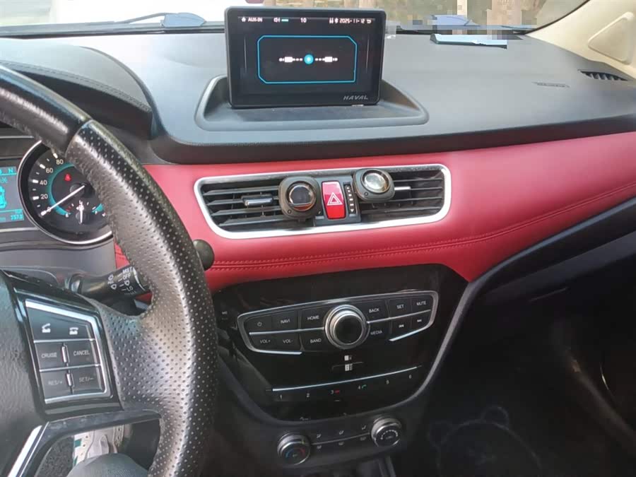 Haval H1 2015 #16 Haval H1 2015 car image #16