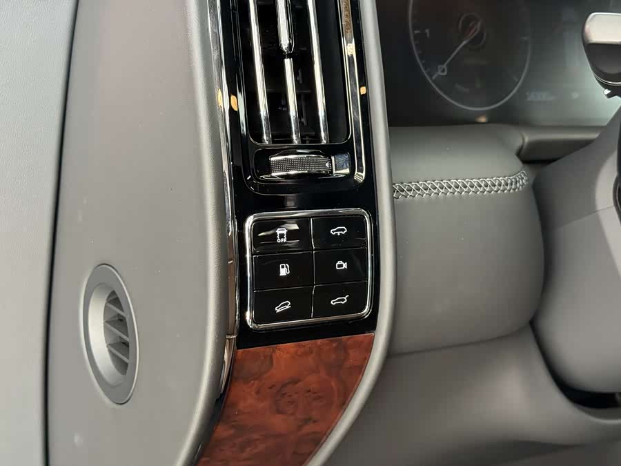 HongQi GuoYao 2024 car image #16