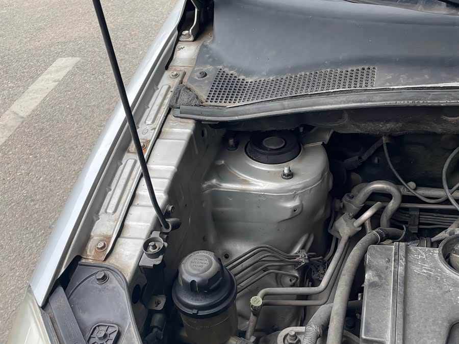 起亚 狮跑 2012 汽车图片 #16