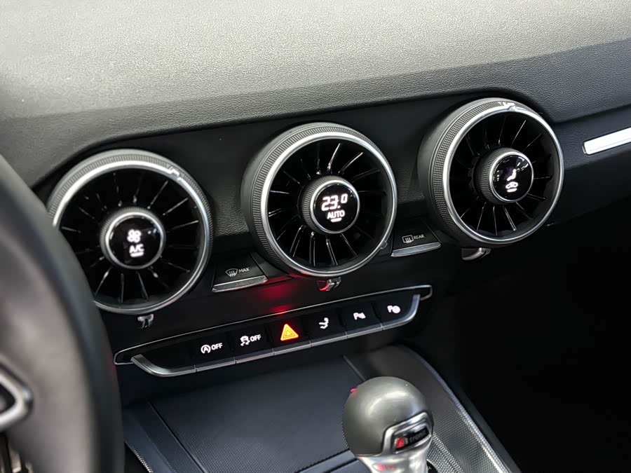 Audi TT 2017 image de voiture #16