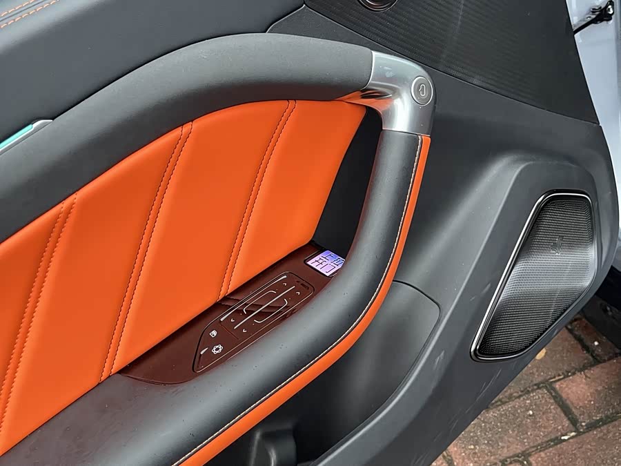 哪吒汽车 哪吒GT 2023 汽车图片 #16