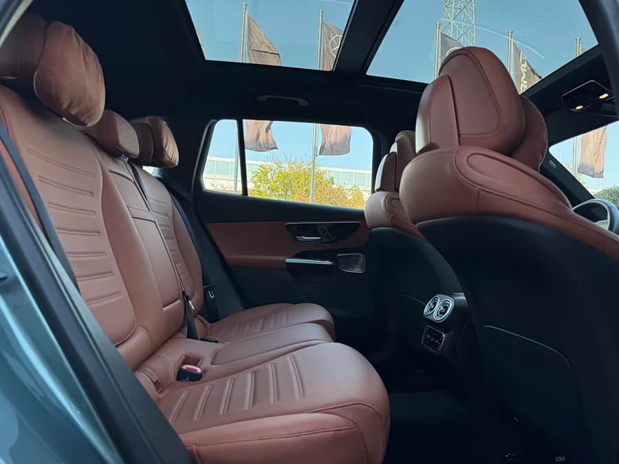 Mercedes-Benz GLC Class 2024 car image #16