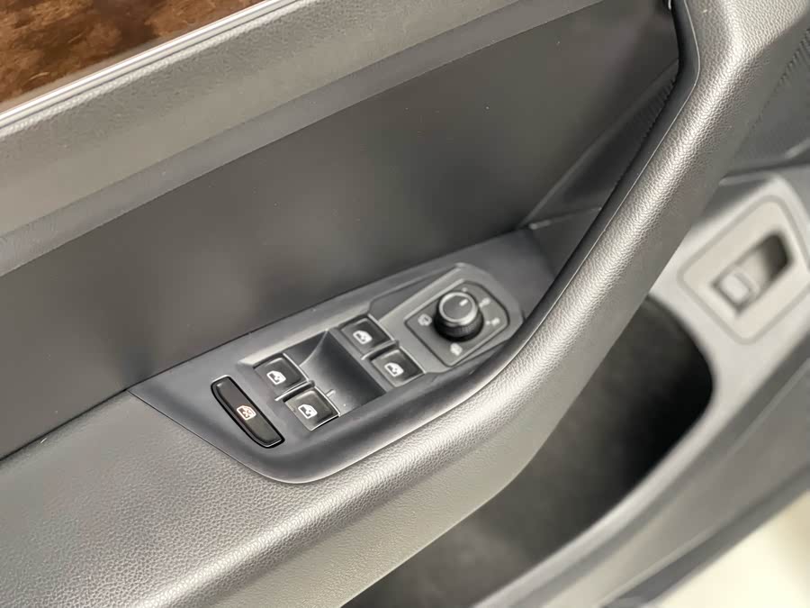 Volkswagen Magotan 2019 car image #16