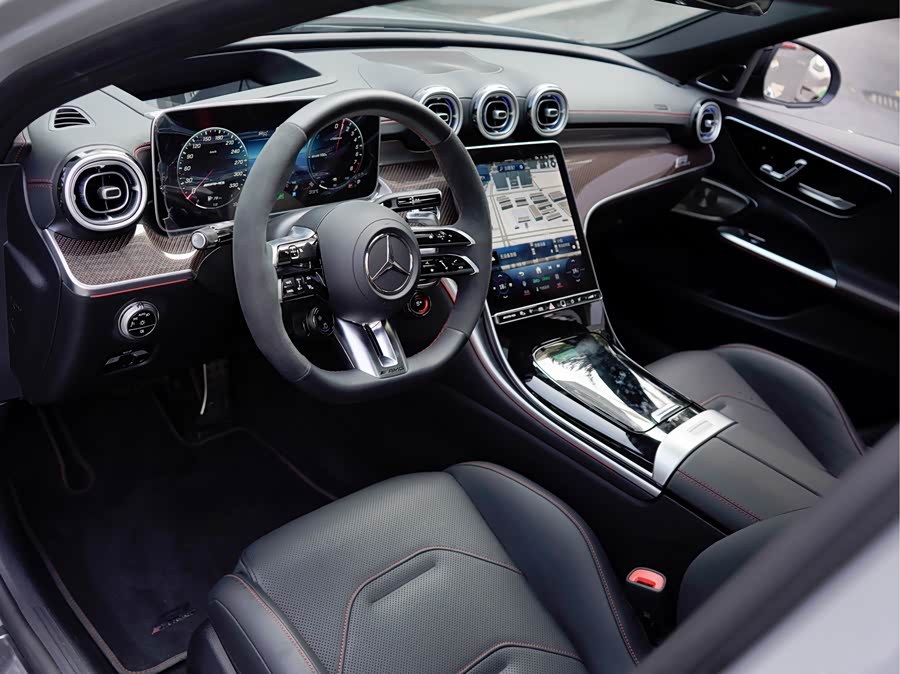 Mercedes-Benz C AMG New Energy 2025 изображение автомобиля #16