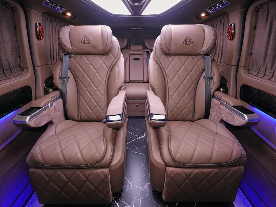 Mercedes-Benz Vito 2025 car image #16
