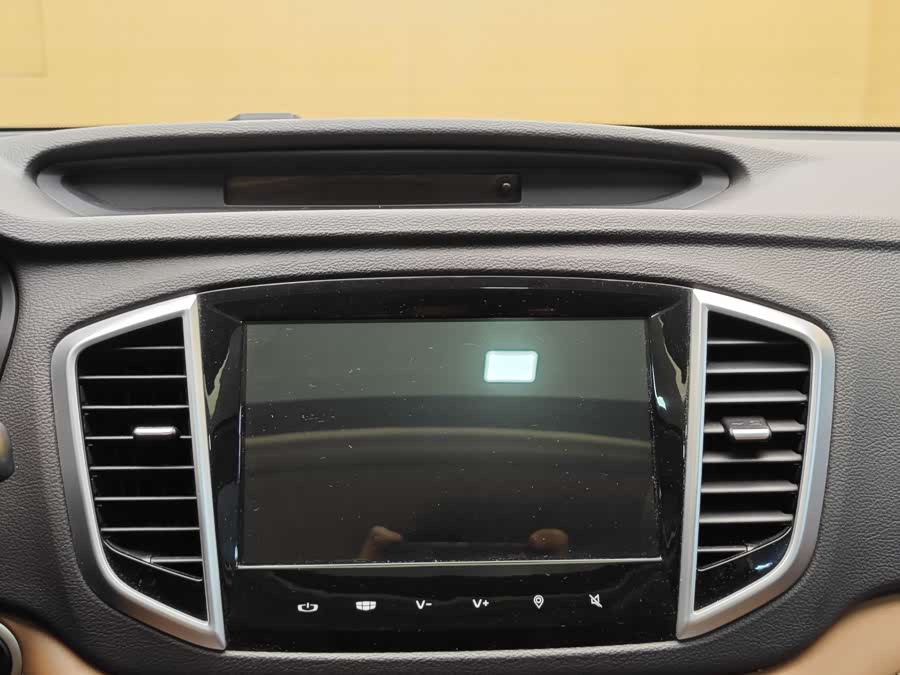 GEELY Vision X6 2019 imagen de coche #16