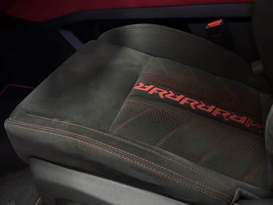 极氪 极氪001 FR 2024 汽车图片 #16