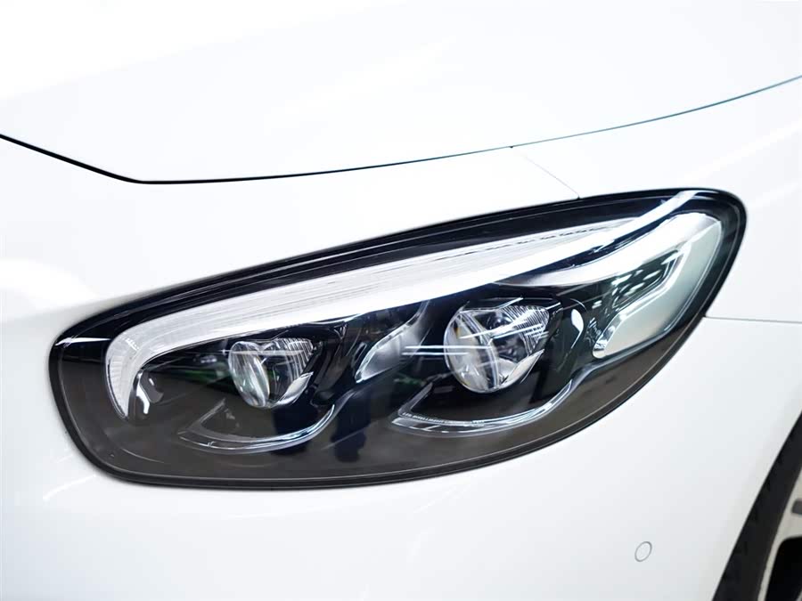 Mercedes-Benz SL Class 2017 car image #16