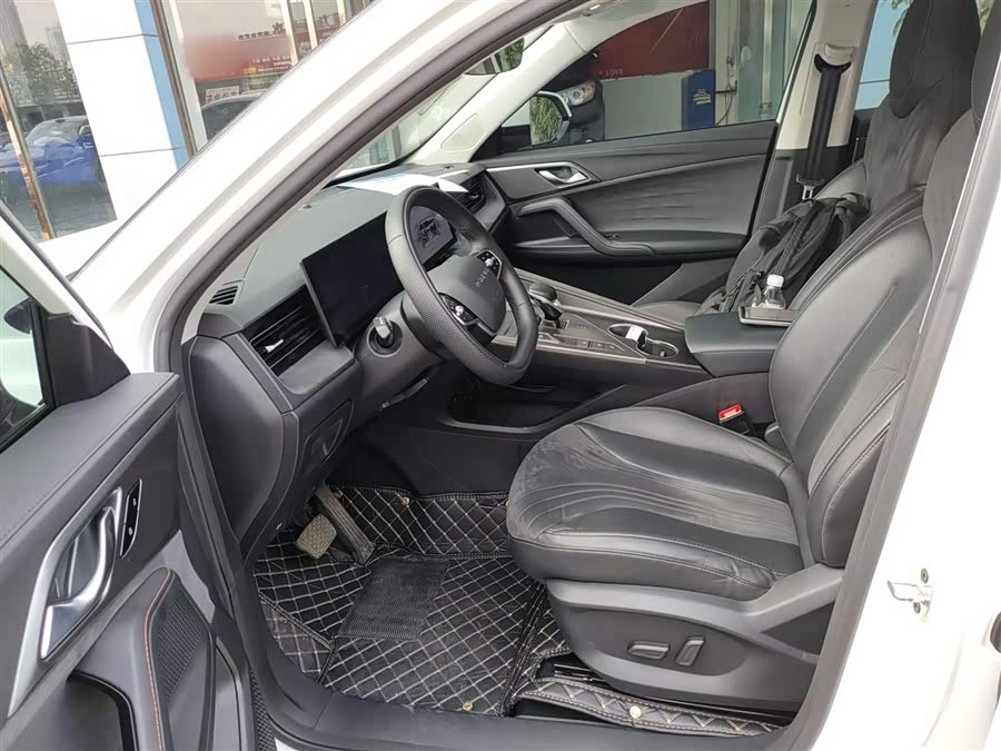 Roewe D5X DMH 2024 imagem de carro #16