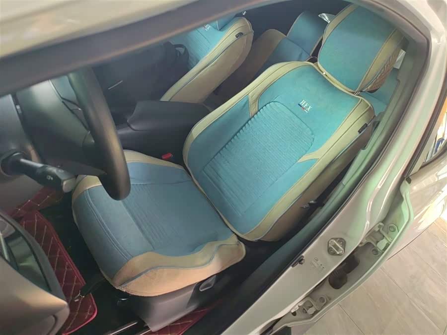 Toyota C-HR EV 2021 immagine di auto #16