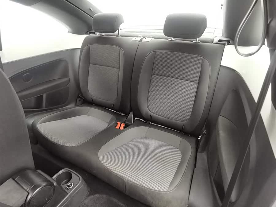 Volkswagen 2014 car image #16