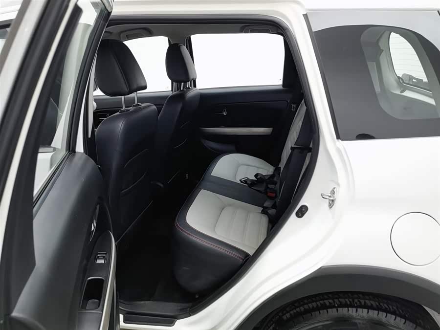 Great Wall M4 2015 #16 Great Wall M4 2015 car image #16