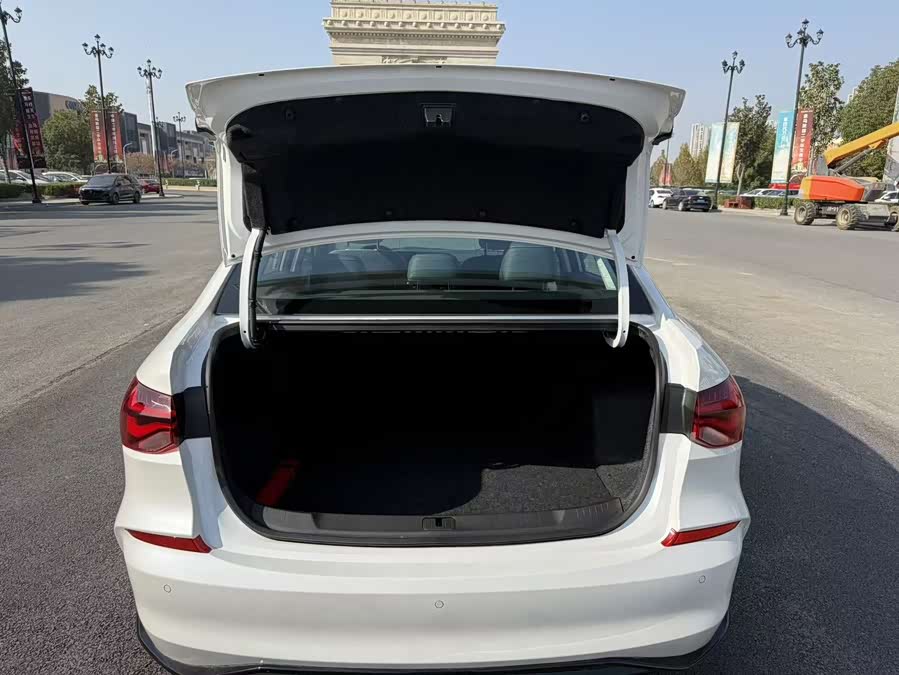 雪佛兰 科鲁泽 2023 汽车图片 #16